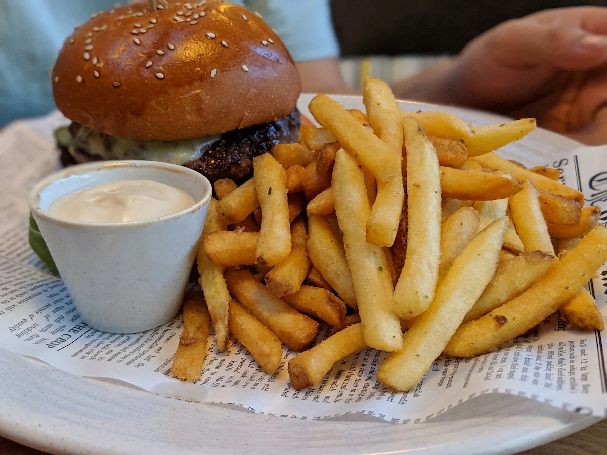 Black Angus Beef Burger & Chips