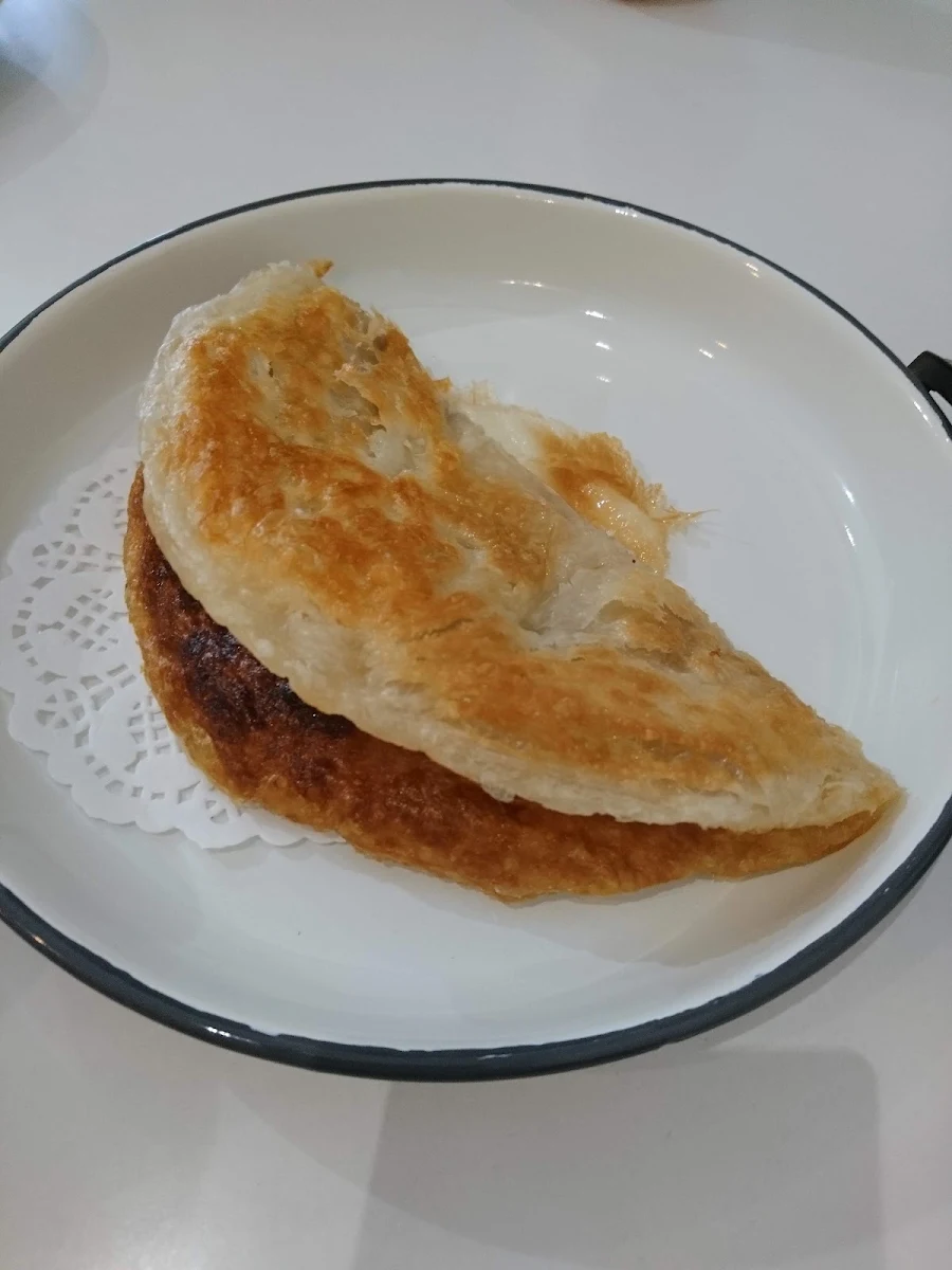 Roti, Mon Thai Eatery
