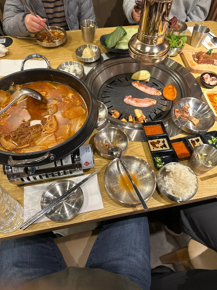 Highlights, Chingu Korean BBQ Springvale