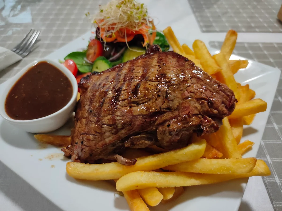 Highlights, Greenmount Hotel