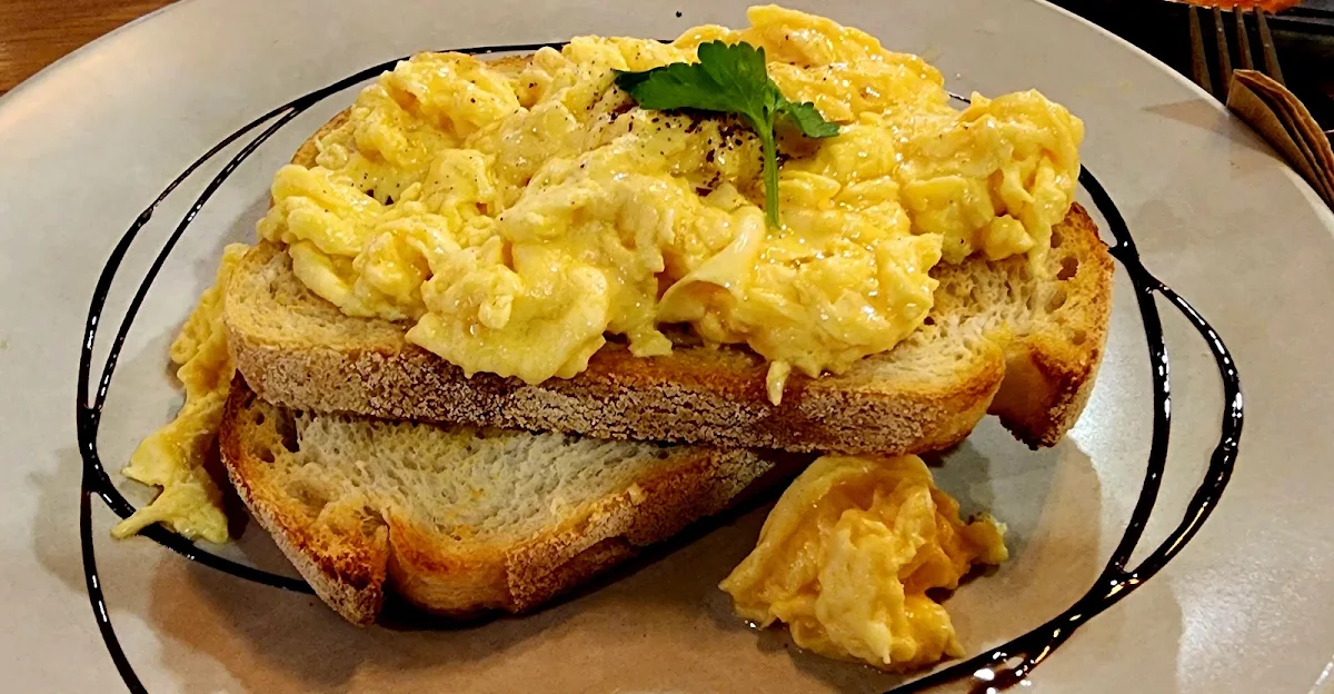 Scrambled Egg, Degani Greensborough
