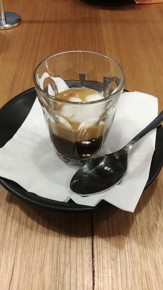 Macchiato, Coffee Crowd