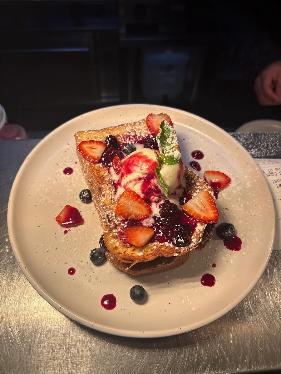 Highlights, Local Luxe Cafe