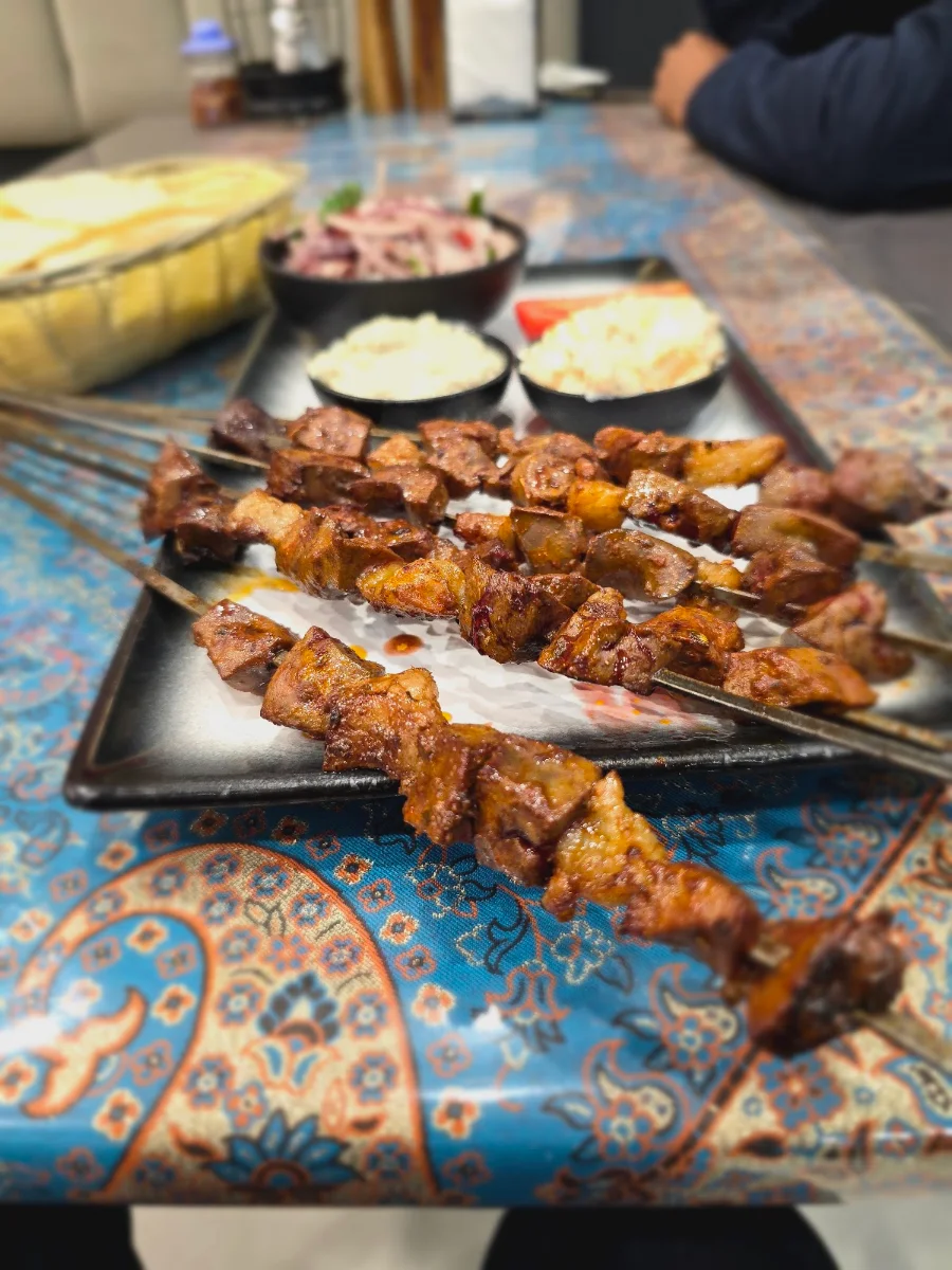Highlights, 01 Kebab