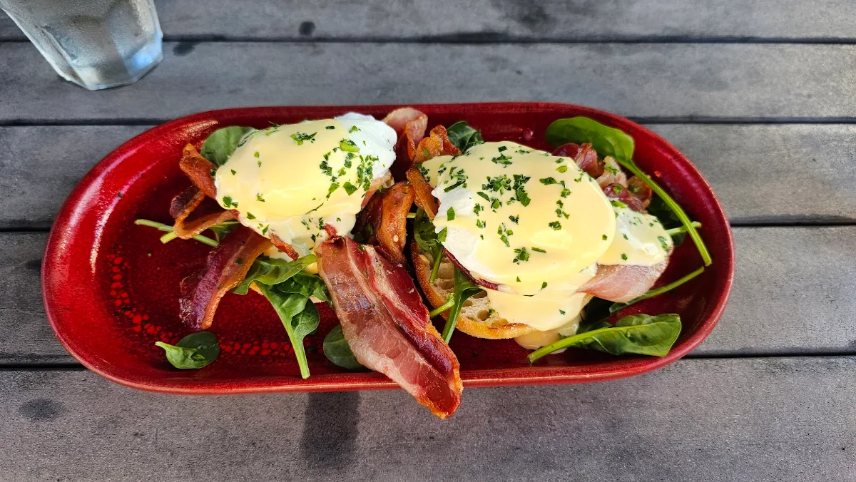 Eggs Benedict, The Deck Cafe Lovedale