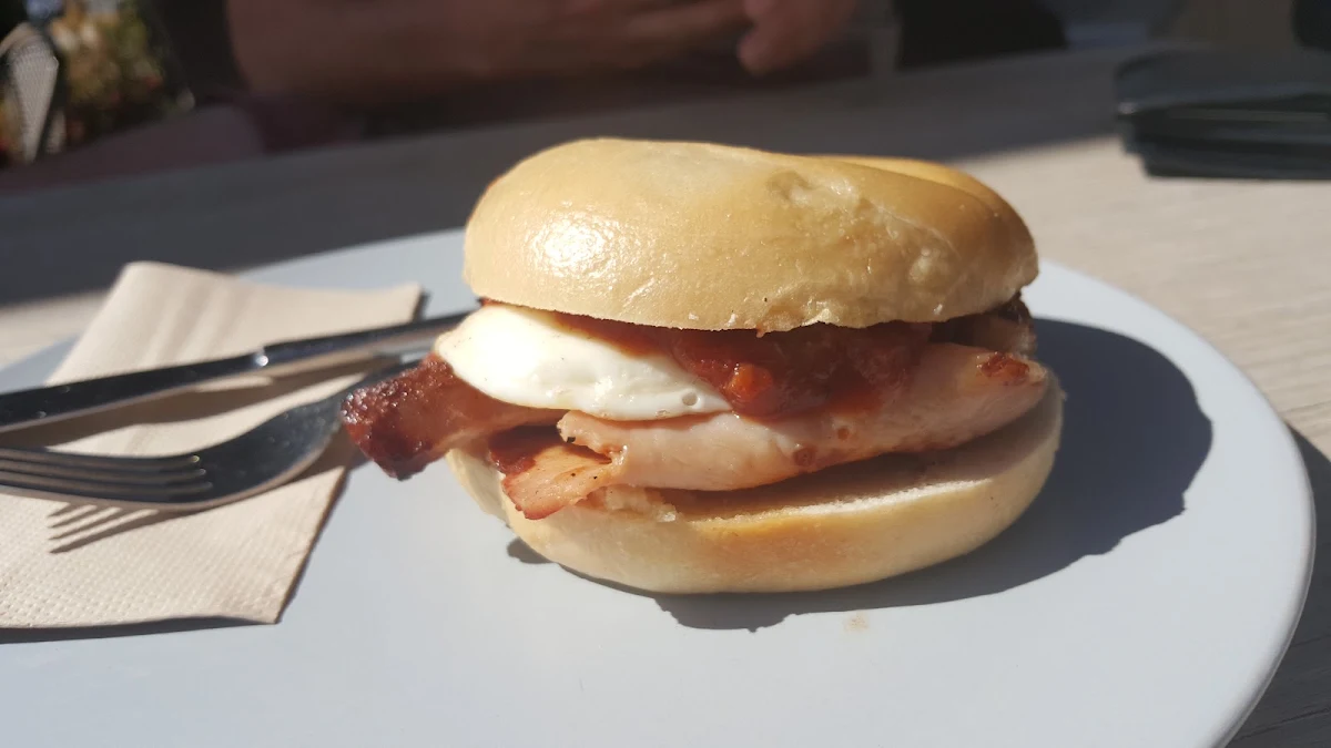 Bacon Egg Bagel
