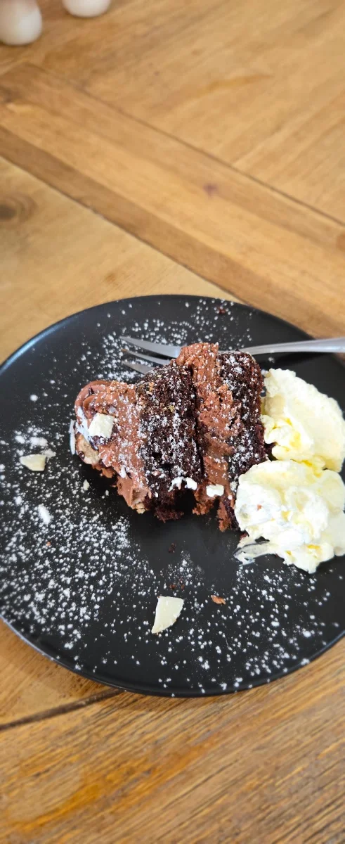Chocolate Layer Cake, Floating Café