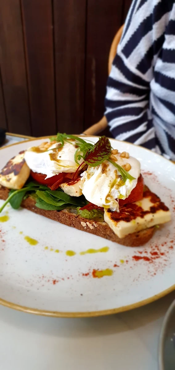 Halloumi Stack, The Birdcage