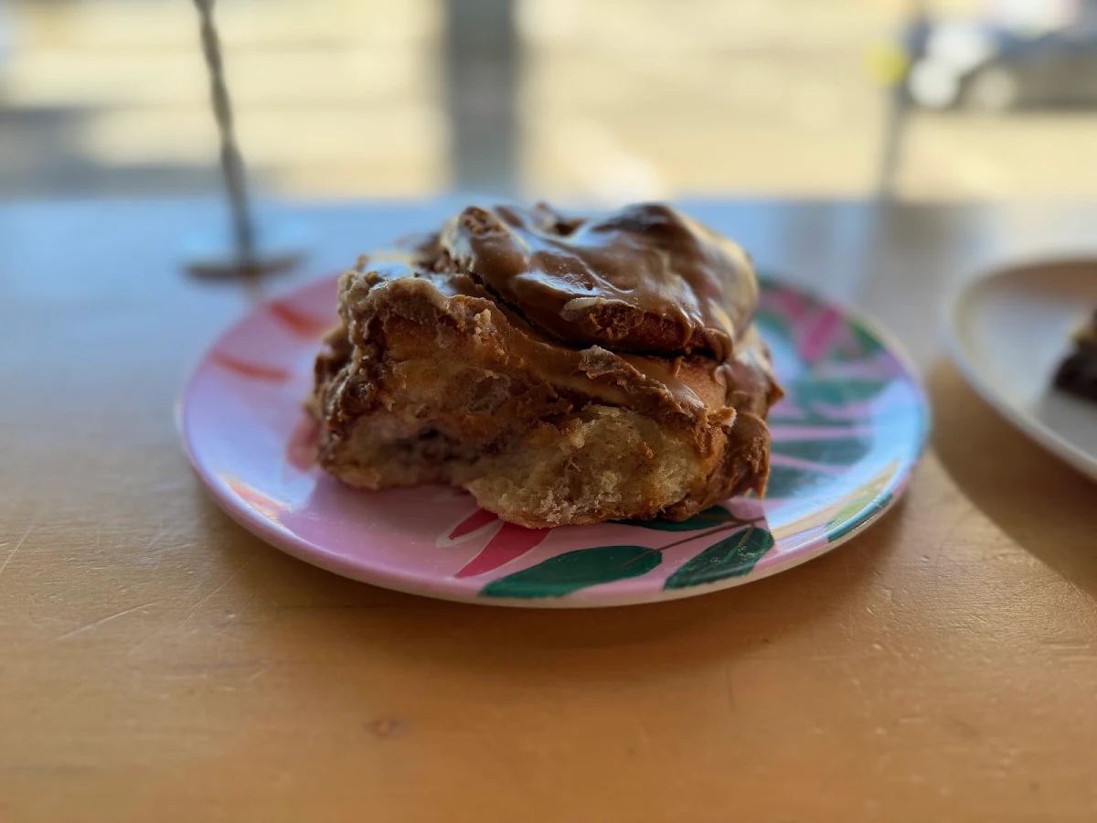 Biscoff Cinnamon Roll, Miss Sina