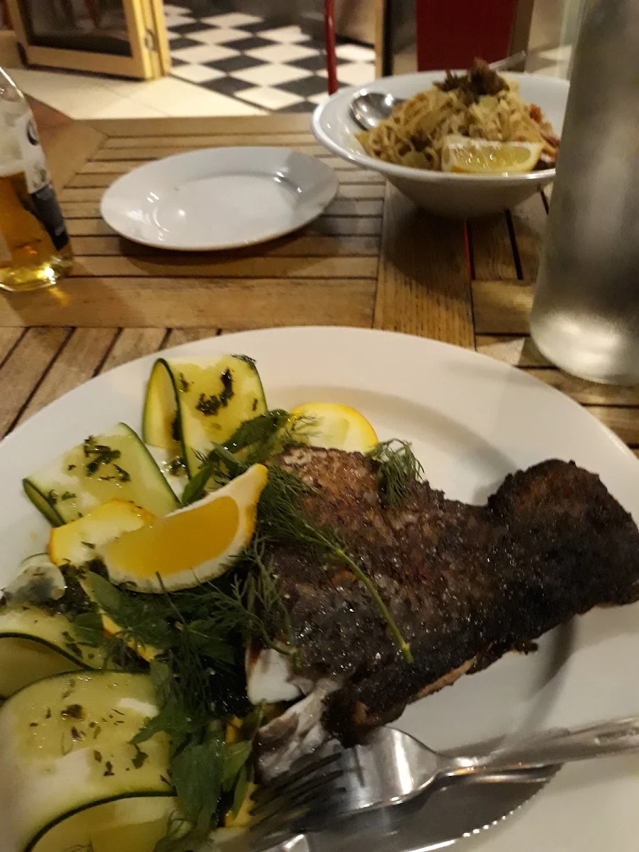 Highlights, Thai on the rocks