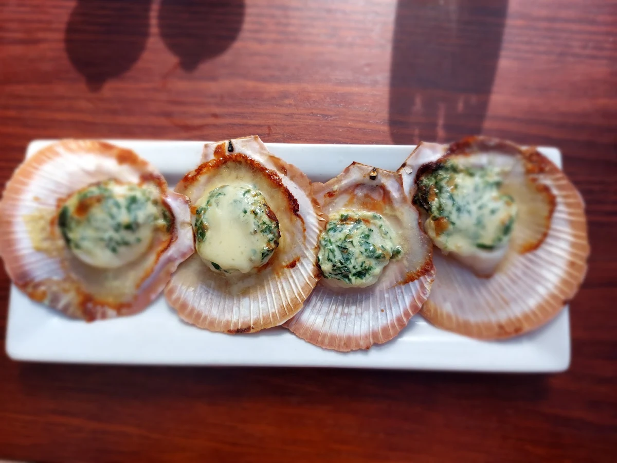 Baked Scallops, Manly Grill