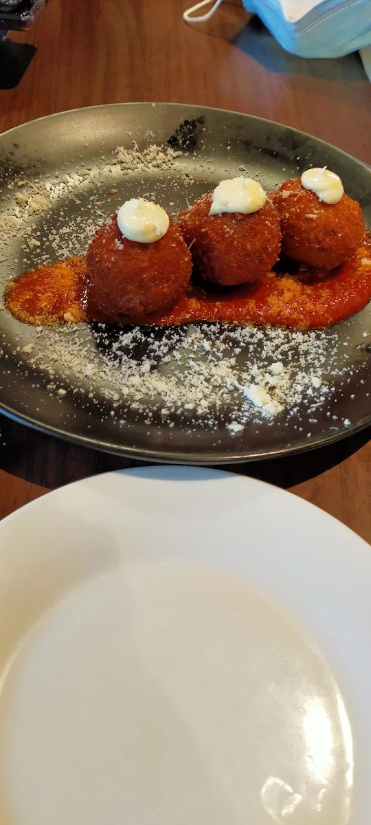 Arancini, Panton Hill Hotel