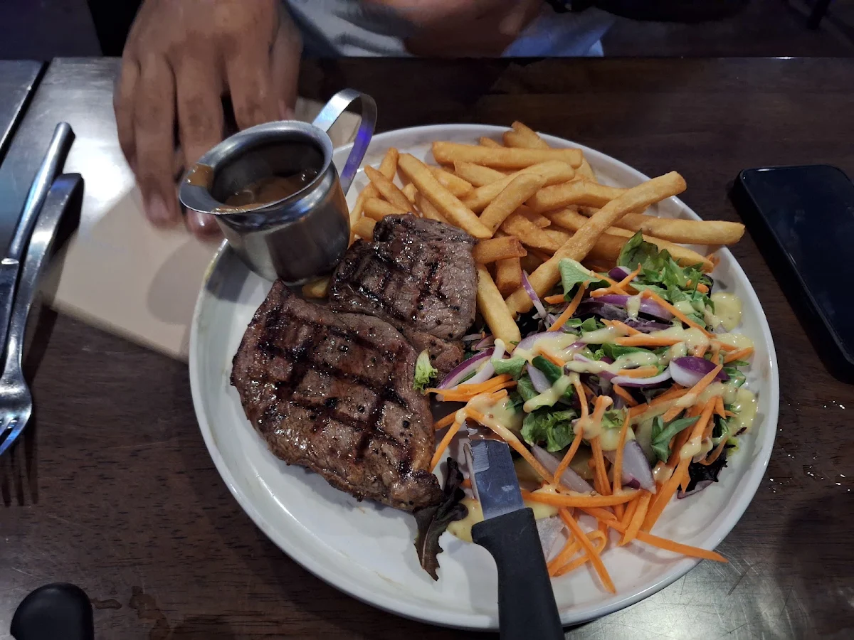 Carne, Shenannigans