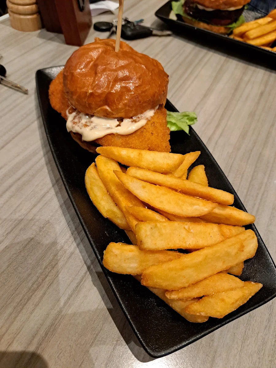 Chicken Schnitzel Burger