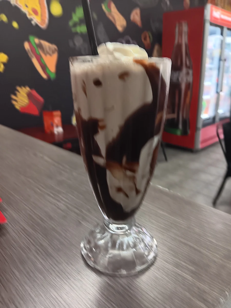 Milkshake, Da Reev's