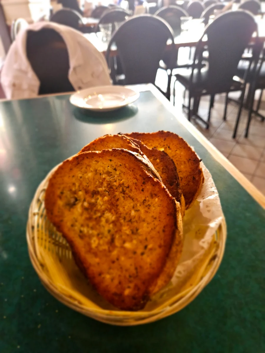 Garlic Bread, Pizza Bella Roma