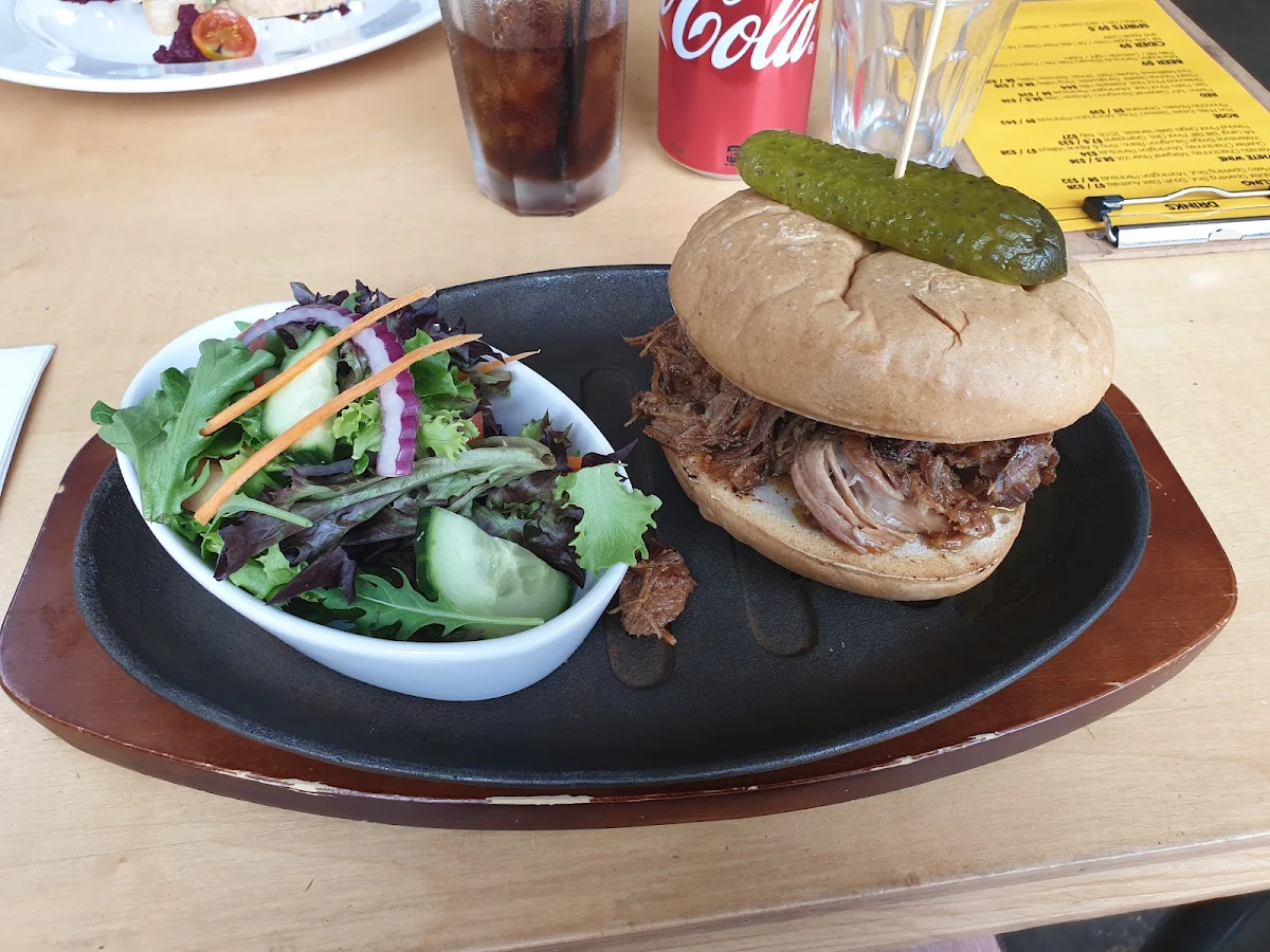 Pulled Pork Burger