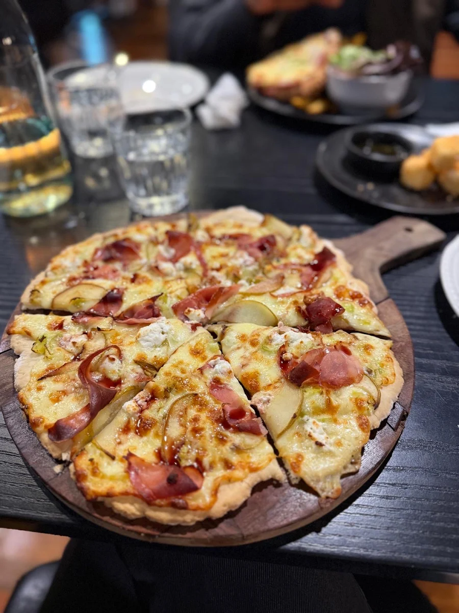 GF Pizza, Meantime On Beaumont