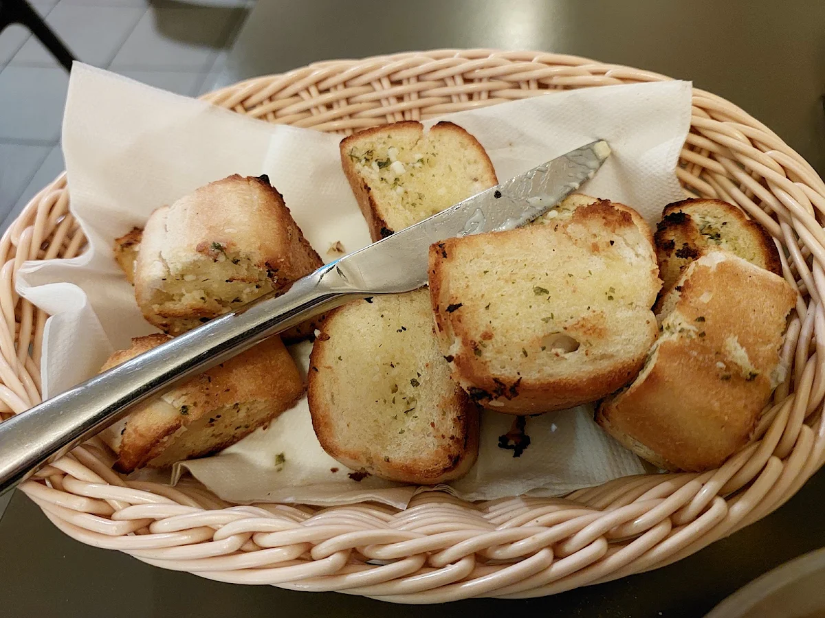 Garlic Bread, Patony Pizza