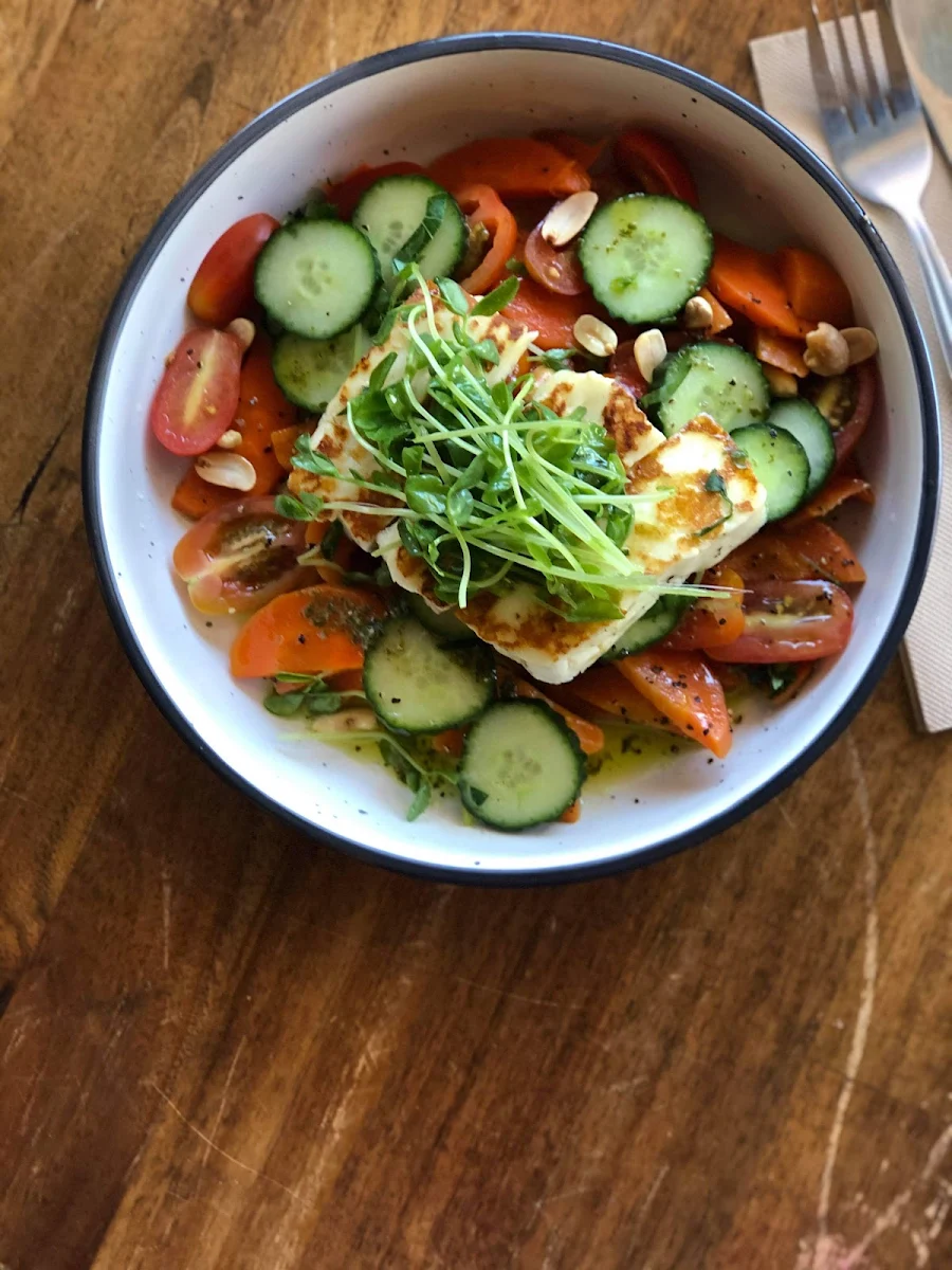 Grilled Haloumi Salad