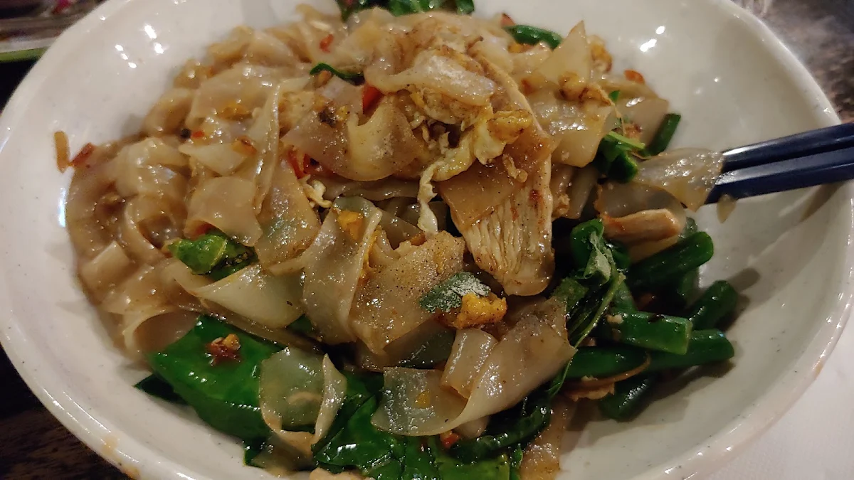 Flat Rice Noodle