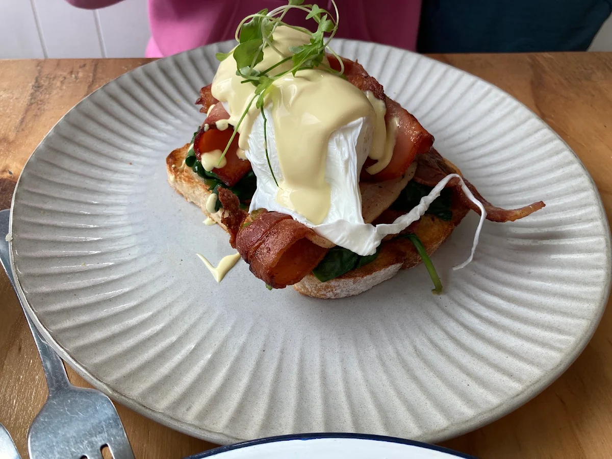 Eggs Benedict, The Beach Kiosk Cafe