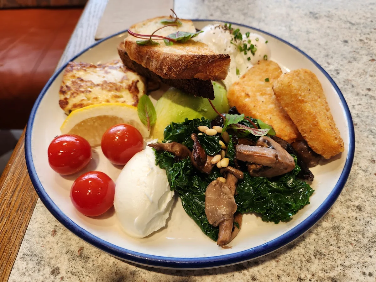 Breakfast Platter, Flower Child Cafe Castle Towers