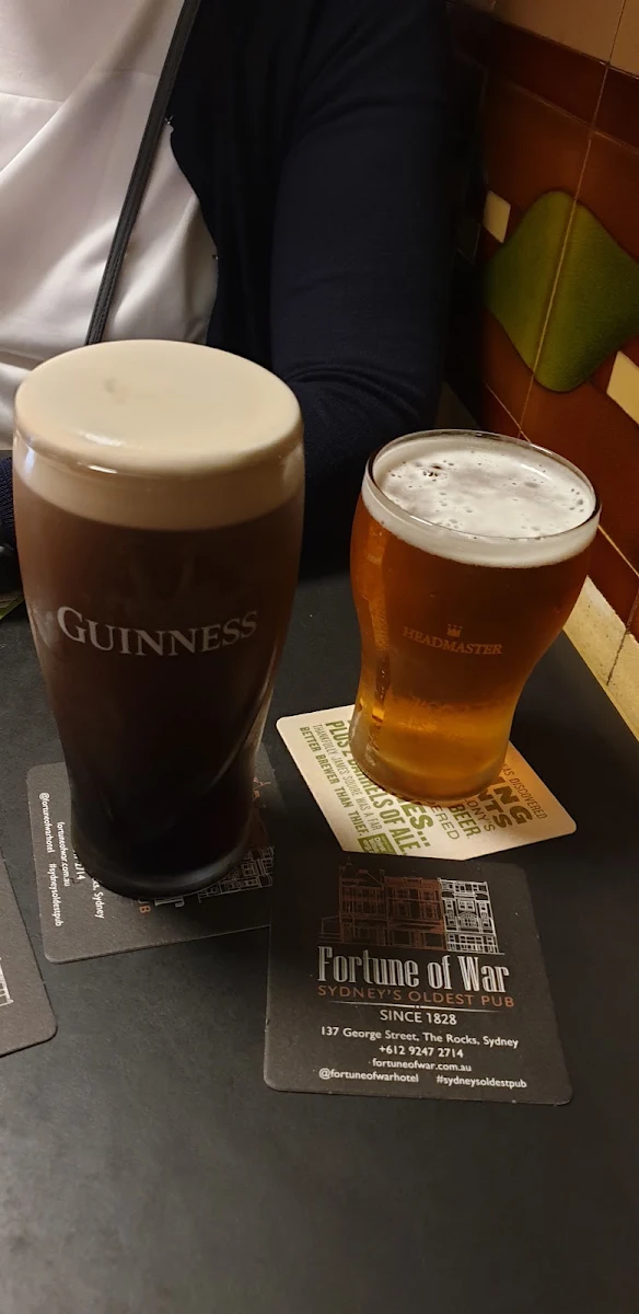 Guinness Draught, Fortune of War - Sydney's Oldest Pub