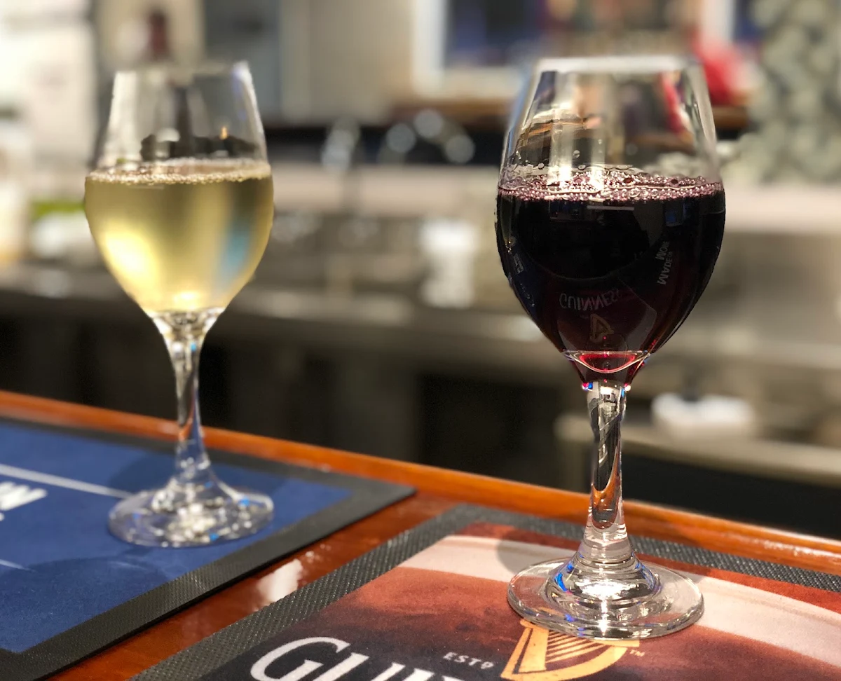 Highlights, Ascot Vale Hotel