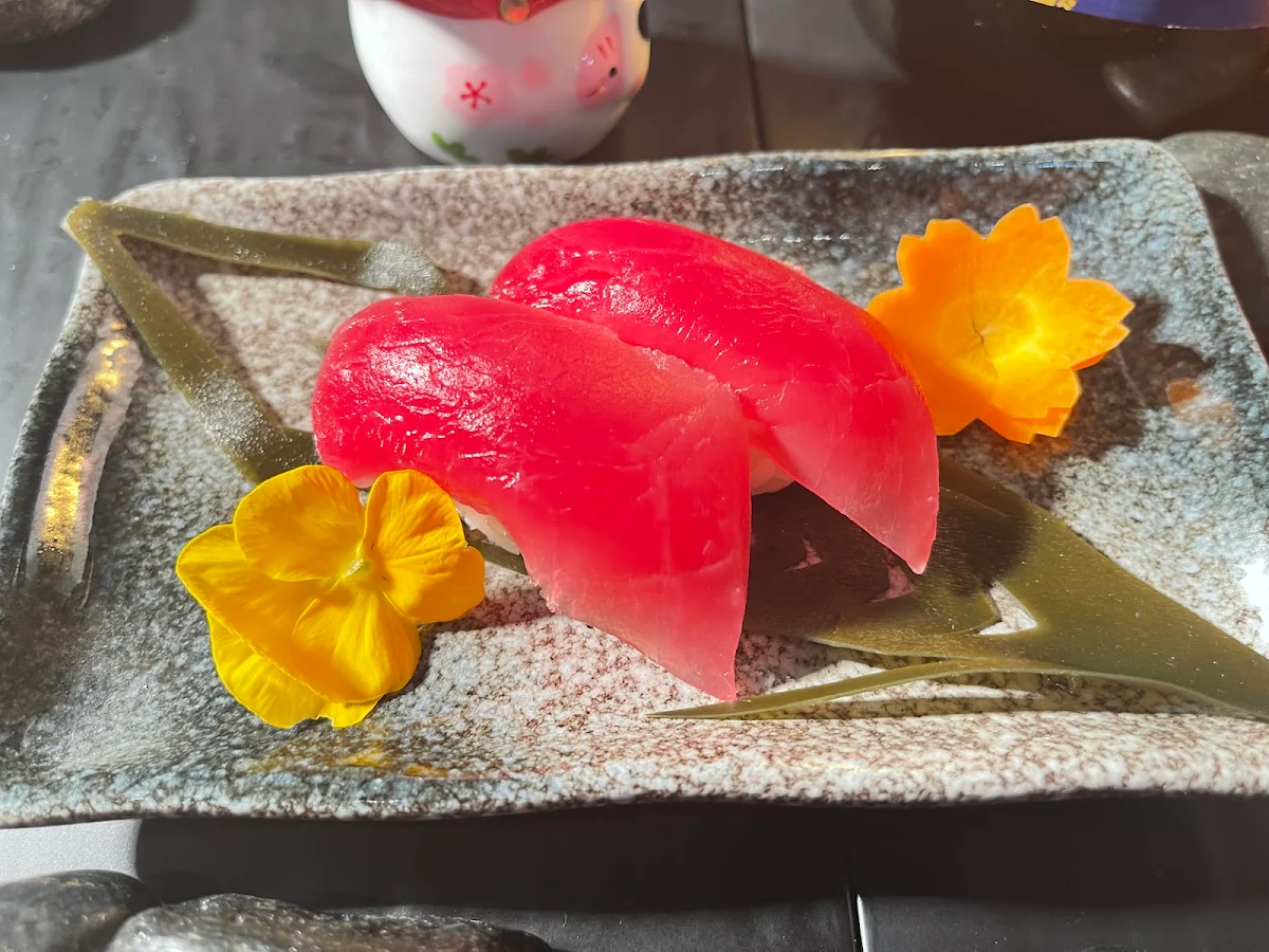 Tuna Nigiri