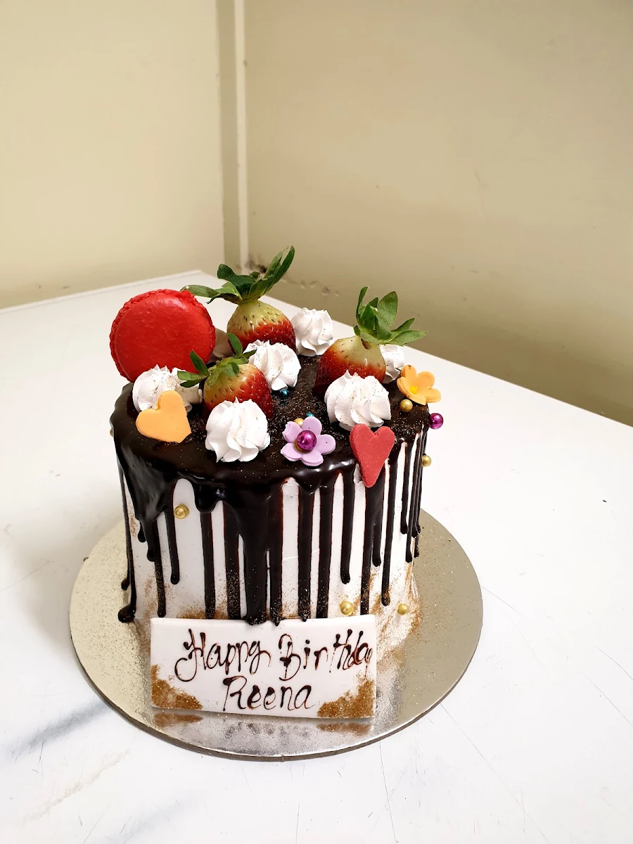 Highlights, Ollies Cake House