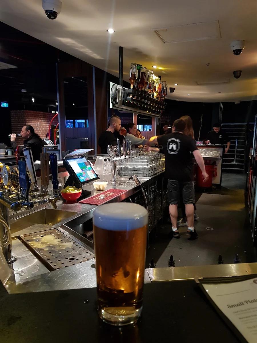 Highlights, The Joint Bar