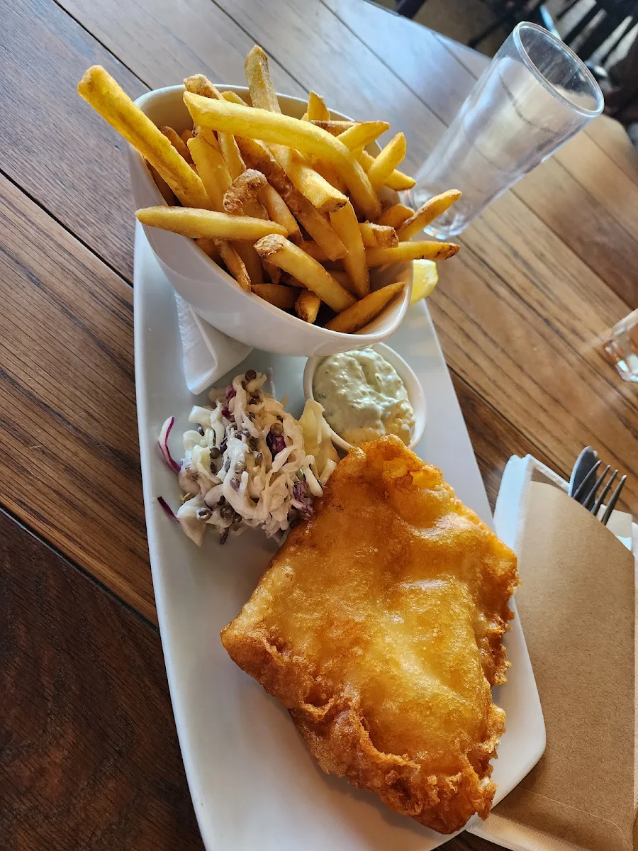 Beerland Fish & Chips, Whitfords Brewing Company