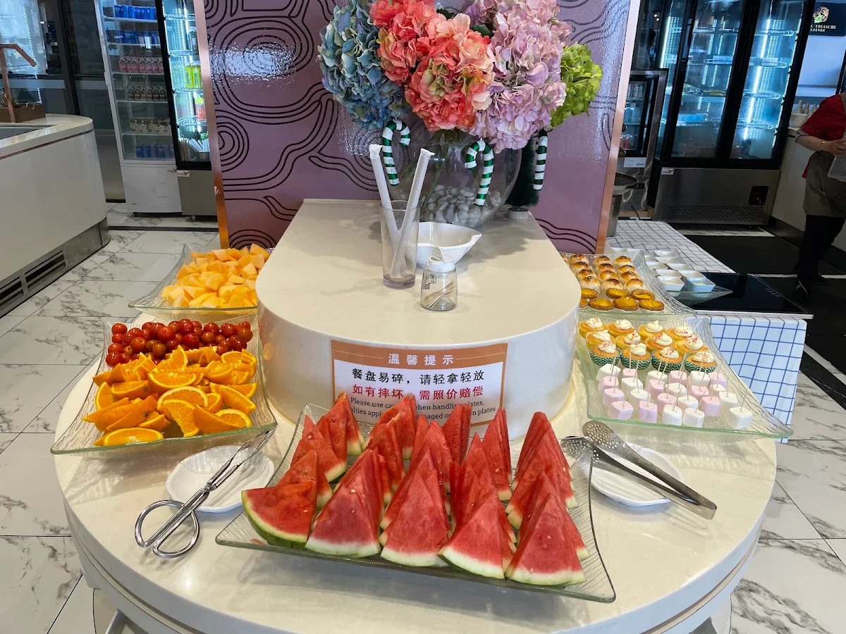 Highlights, Legend Hot Pot Buffet