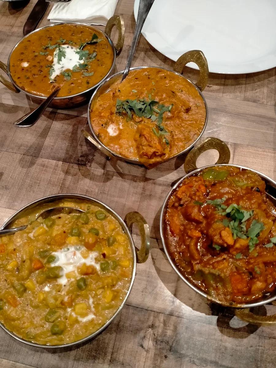 Mixed Curries, Jugnu Indian Restaurant
