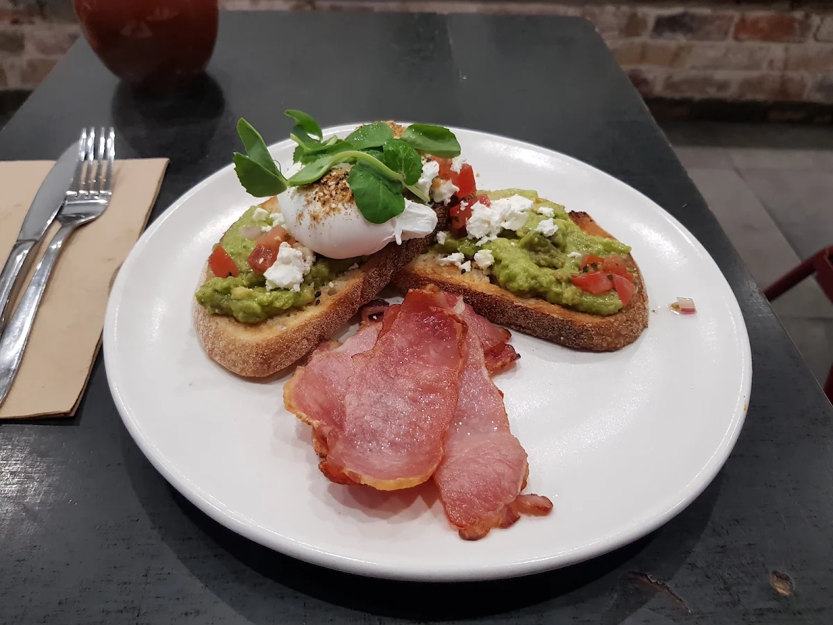 Avo & Egg
