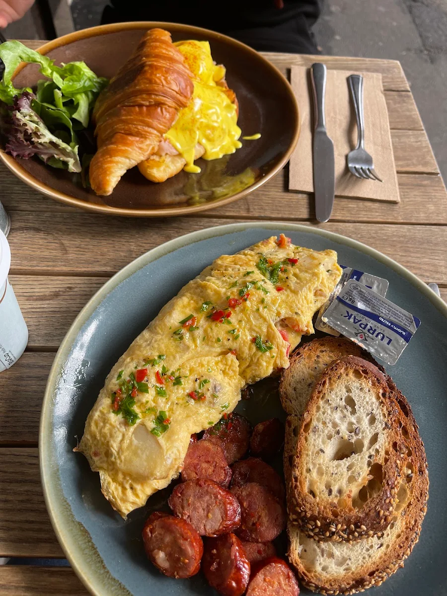 Eggs Benedict