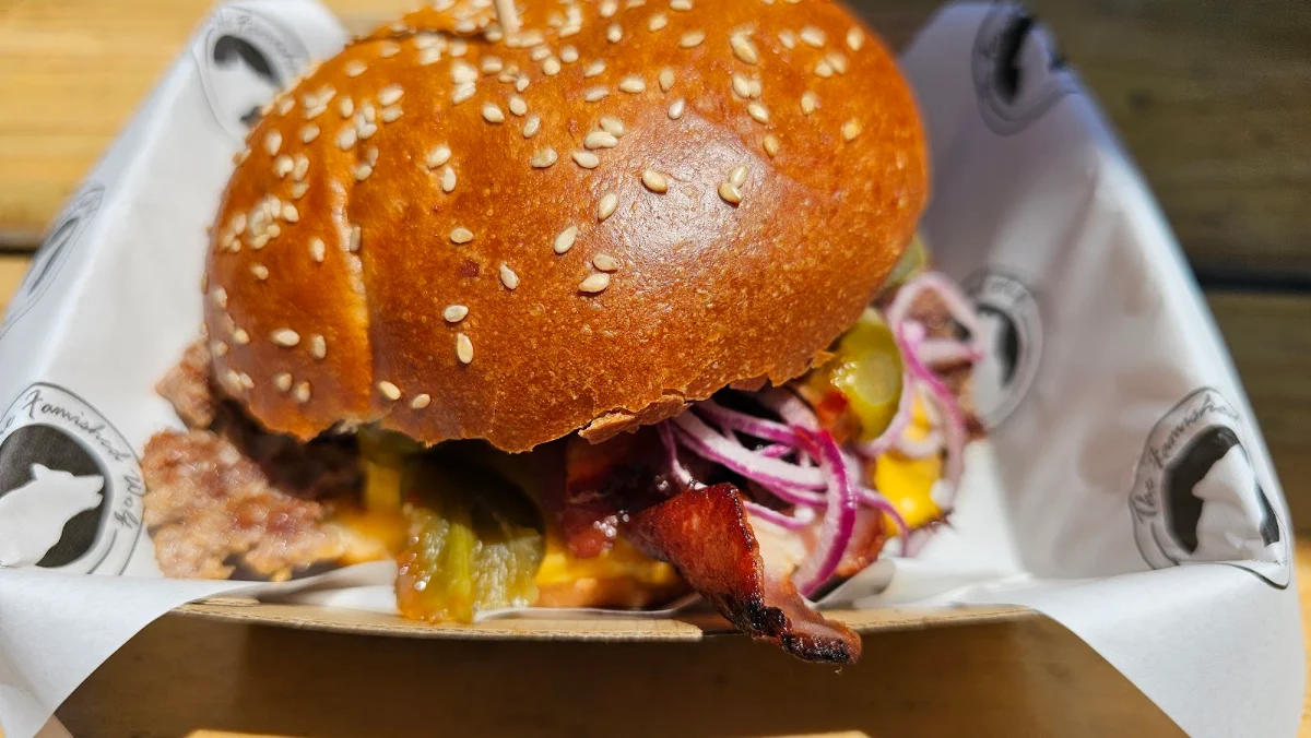 Ghost Burger, The Famished Wolf Braeside