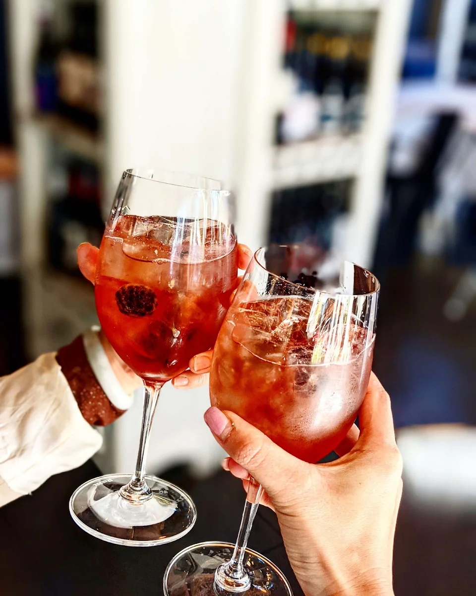 Aperol, VON Thai