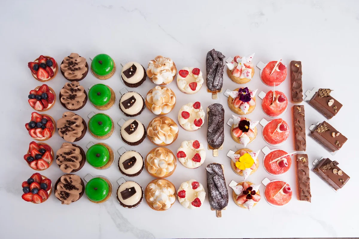 Highlights, Mrs Jones The Baker