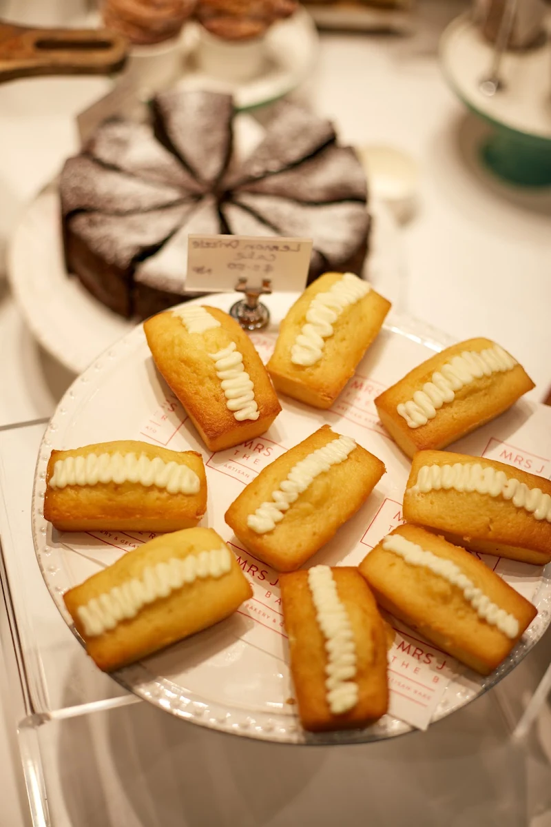 Highlights, Mrs Jones The Baker