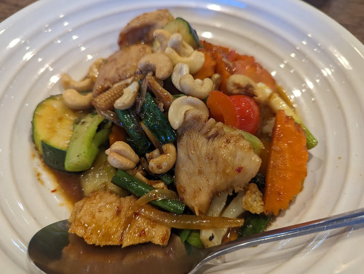 Chilly Jam Cashew Chicken