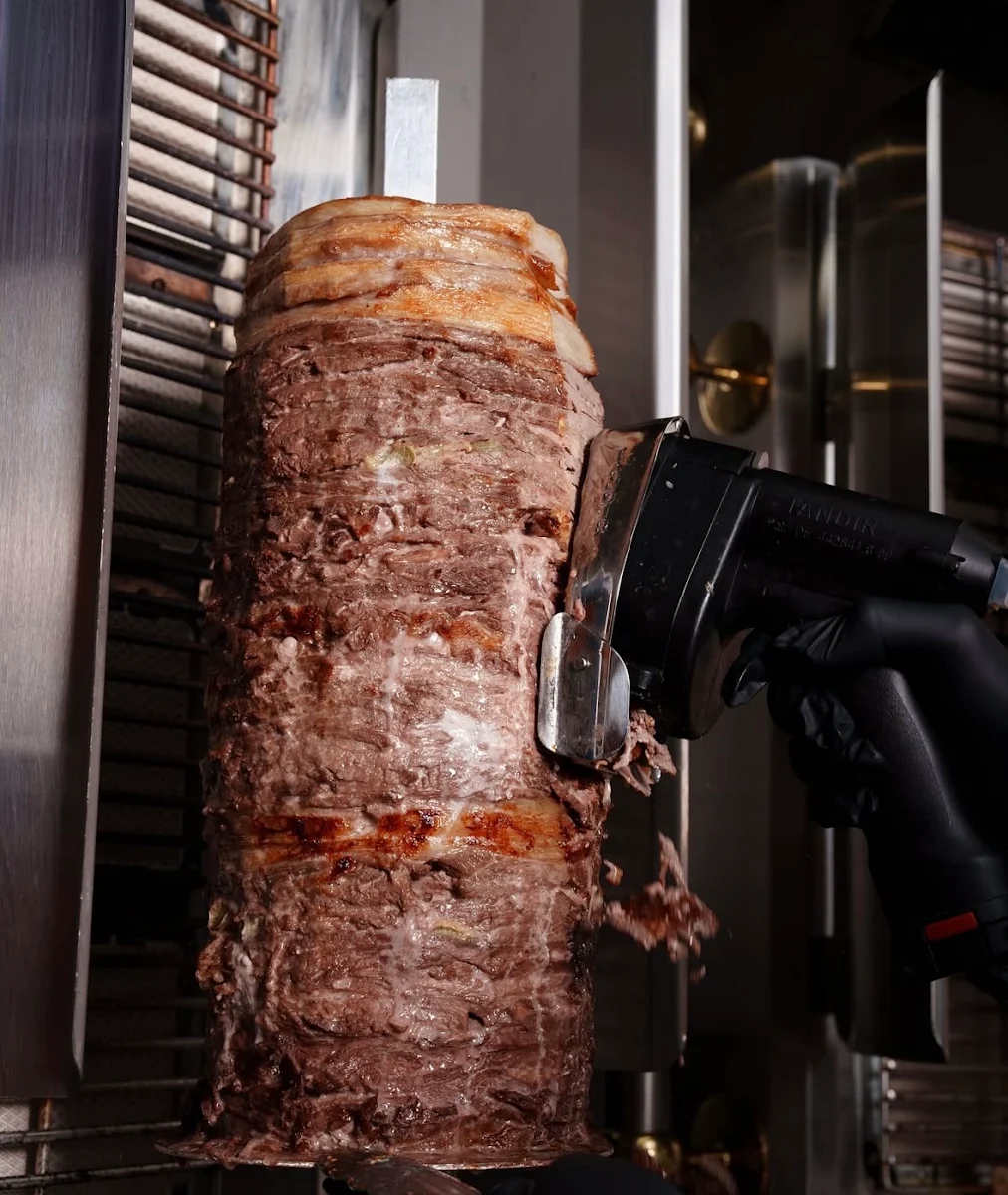 Highlights, Olly's Kebabs