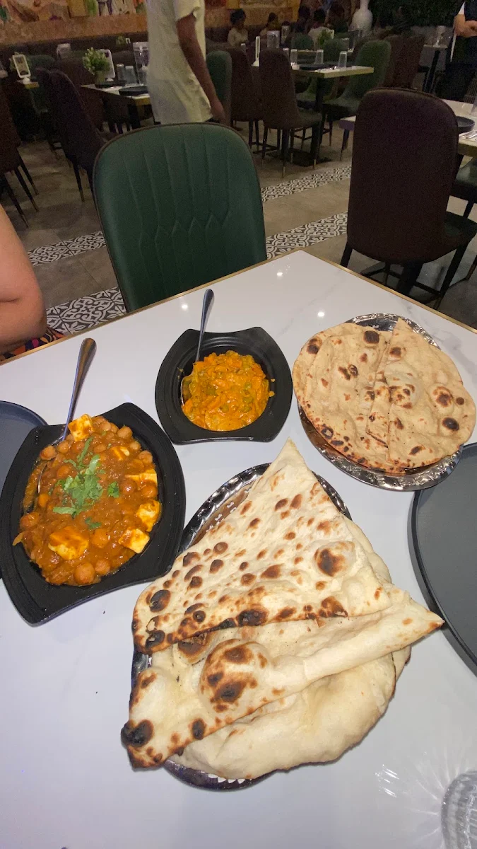 Panner Channa Masala Veg Kholapuri