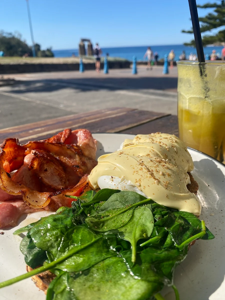 Eggs Benedict, Morning Glory Cafe