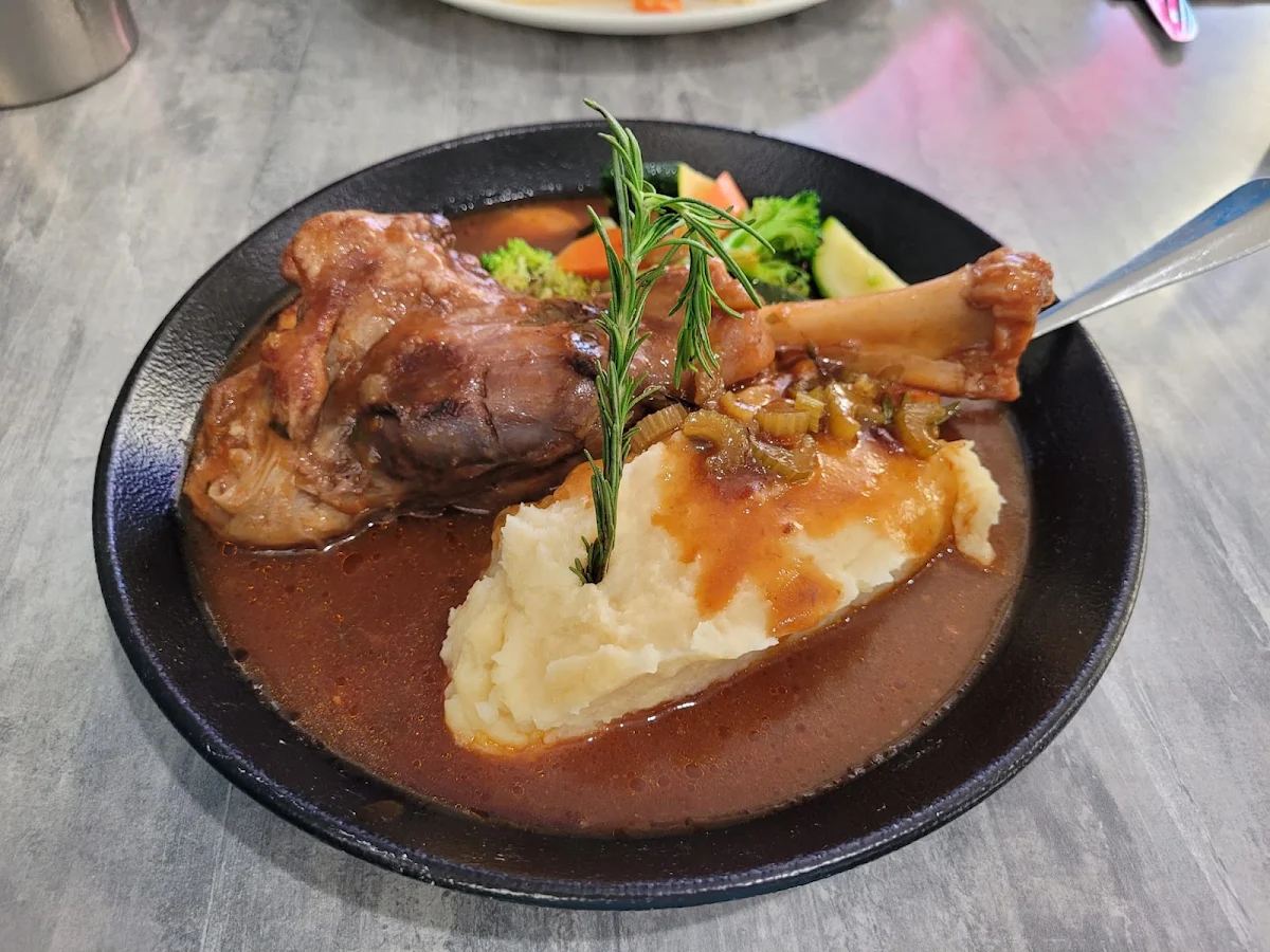 Lamb Shank, The White Lion Hotel