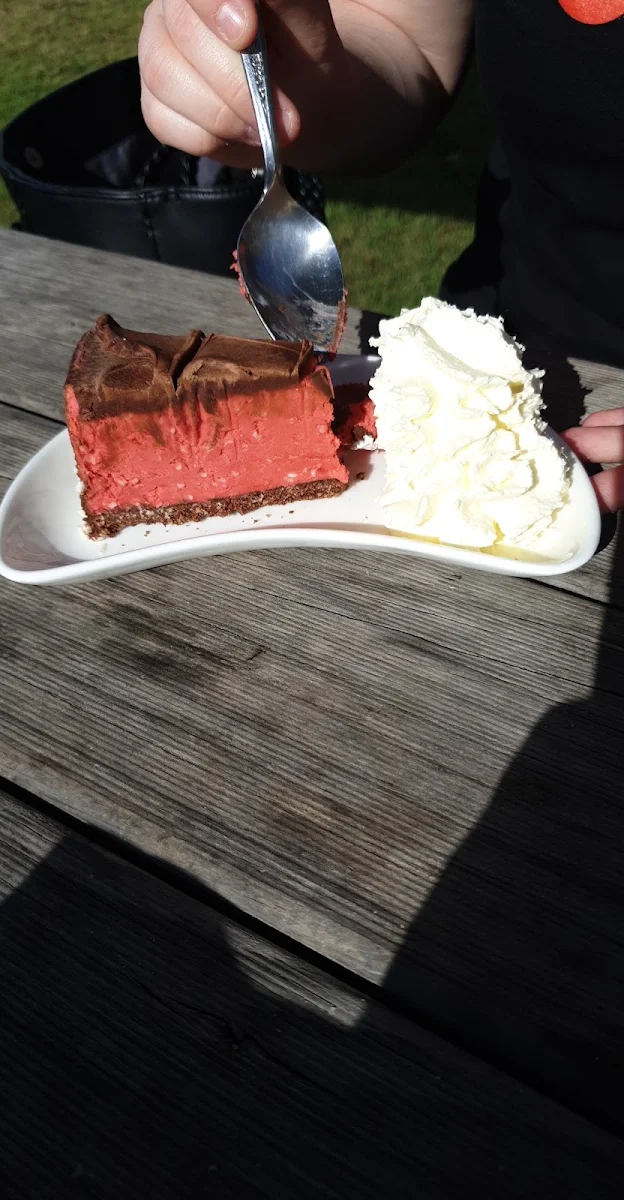 Cherry Slice, Cherry Pie Café Kebab & Burger
