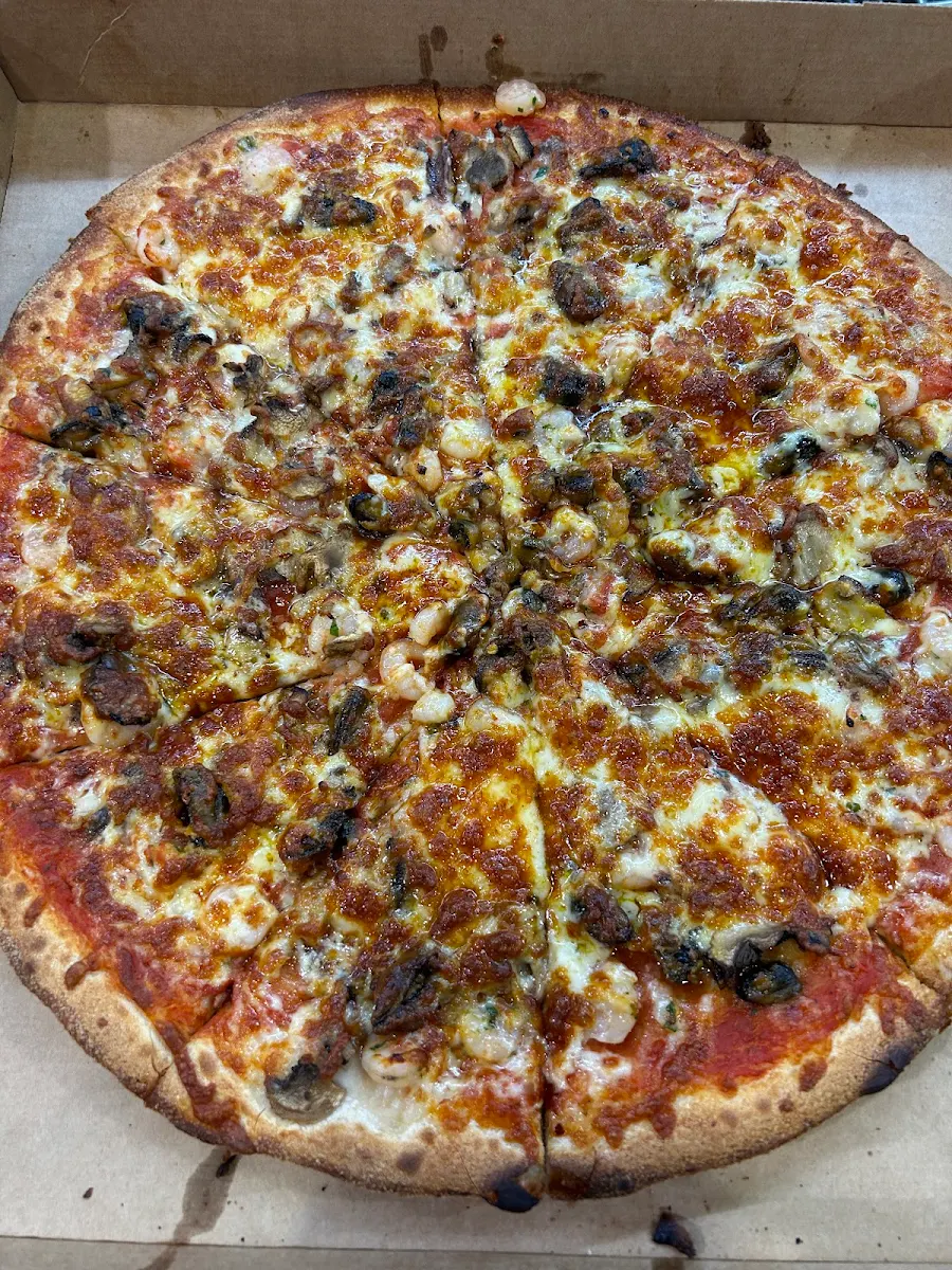 Highlights, Darch Pizza House