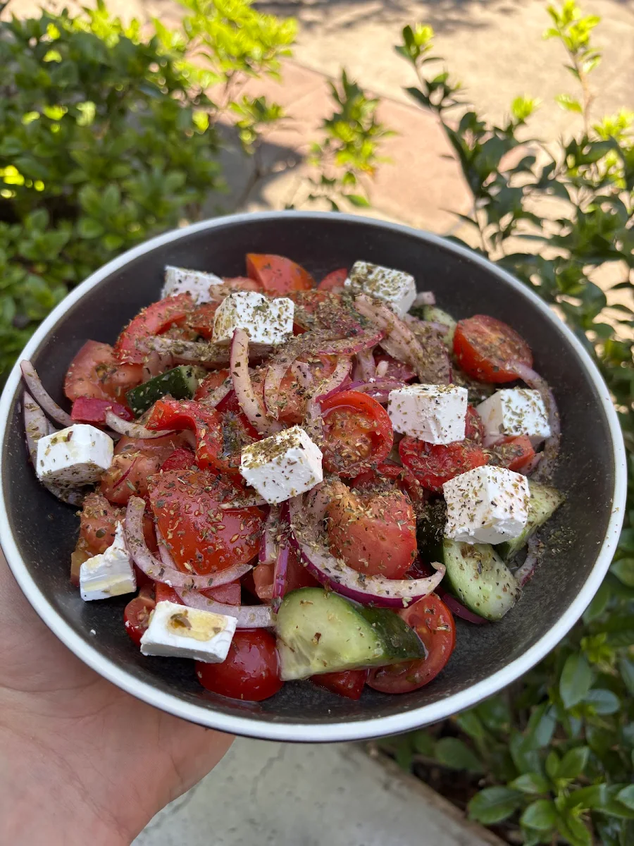 Highlights, Amici Street Cafe