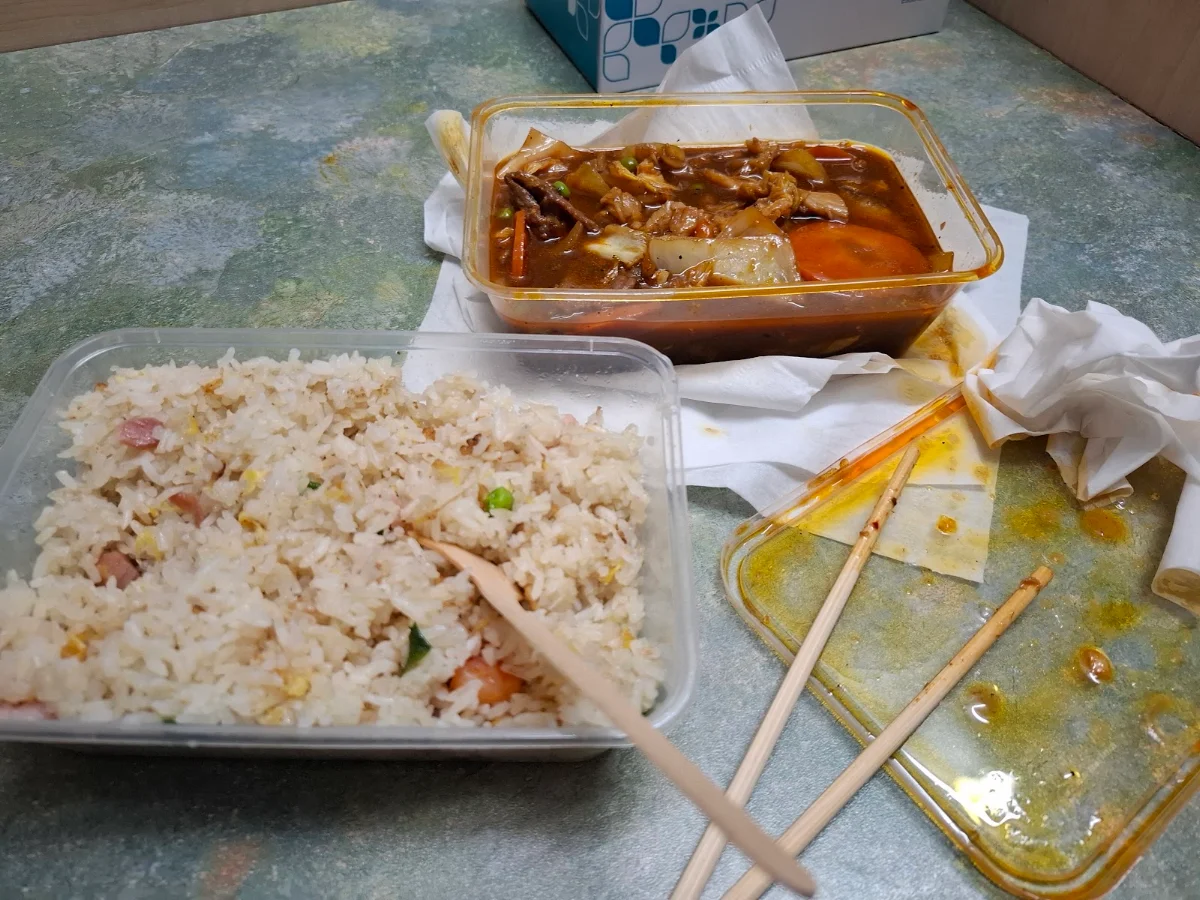 Highlights, Golden Dragon Chinese Restaurant